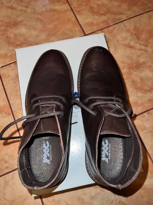 Ghete de barbat, noi , din piele naturala