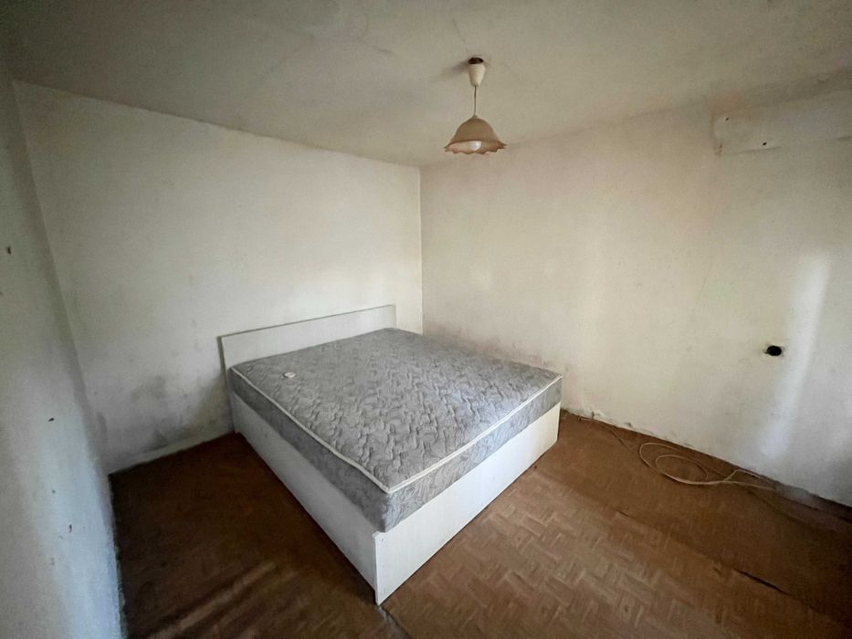 Продава се едноетажна къща в село Черганово