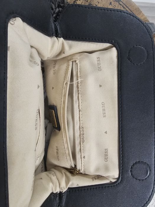 Дамска чанта Guess