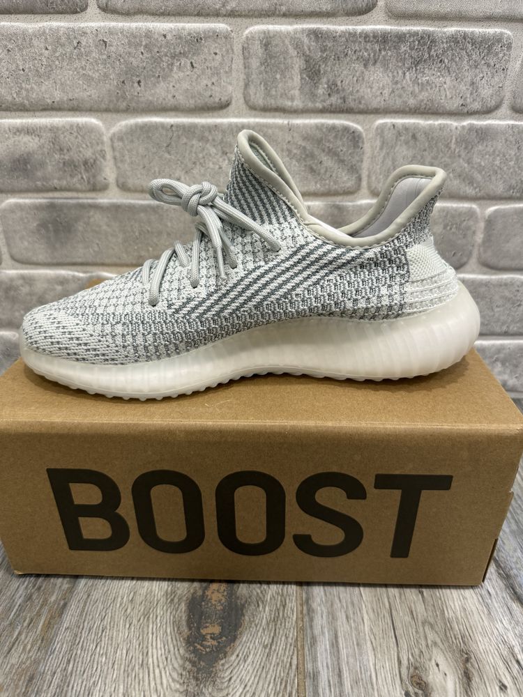 36-46 Yeezy 350 v2 Cloud White Reflective