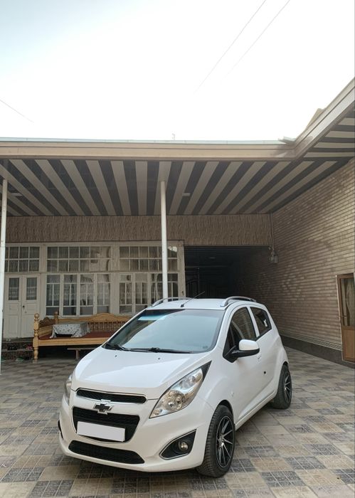 Продаю спарк AT full наворот