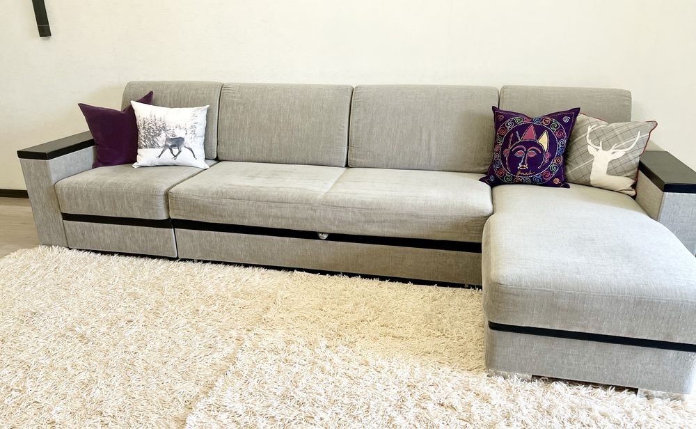 Качественный большой диван