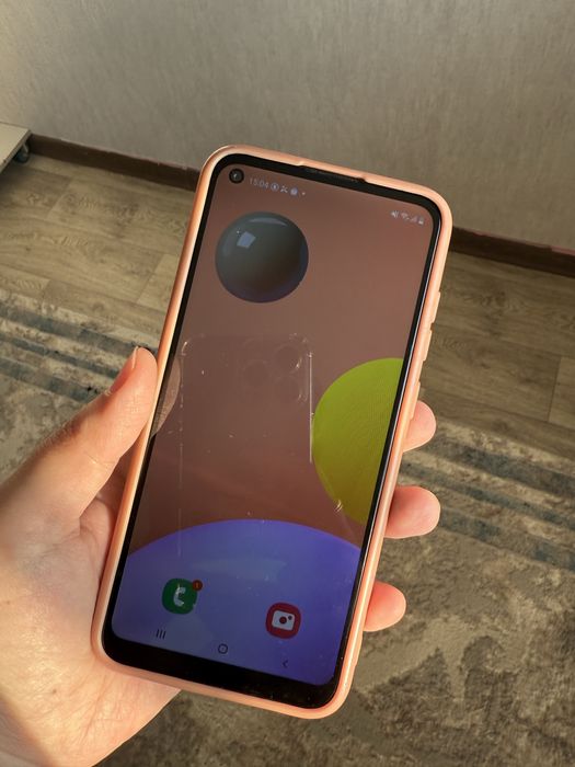 Продам 2 телефона самсунг