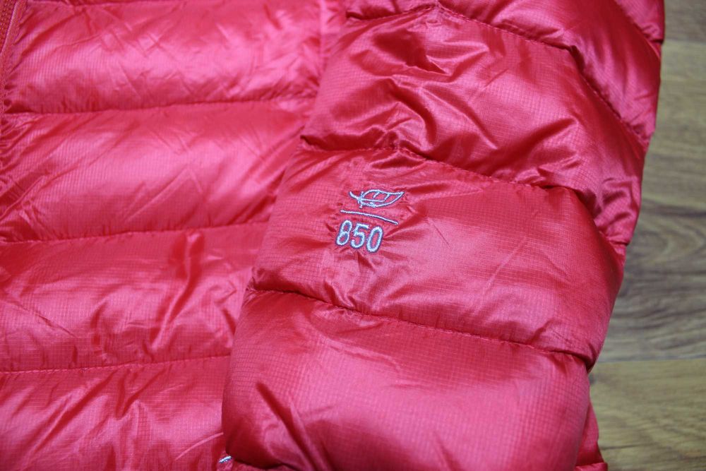 Дамско пухено яке L.L. Bean Ultralight 850 Down Hooded Jacket M