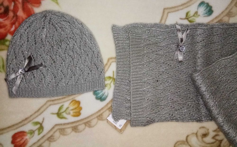 Set caciula (boneta) + fular, elegante, gri-petrol. NOI.