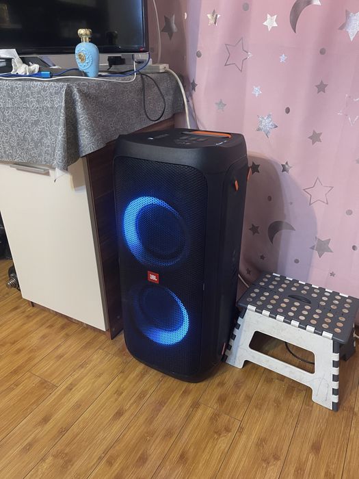 Boxa jbl 310 am folosito de trei ori,schimb cu ceas apple ultra