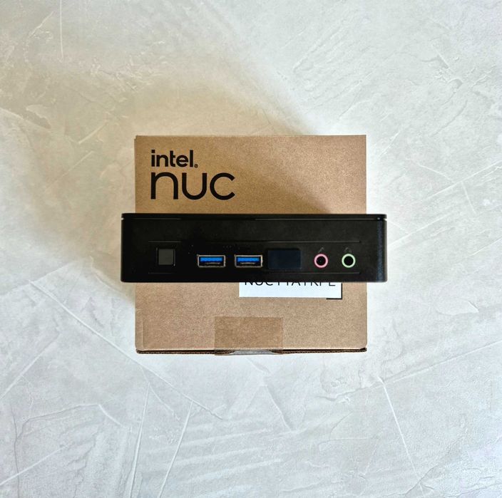 Intel NUC 11 Essential, Pentium Silver N6005, 16GB RAM, Fără stocare