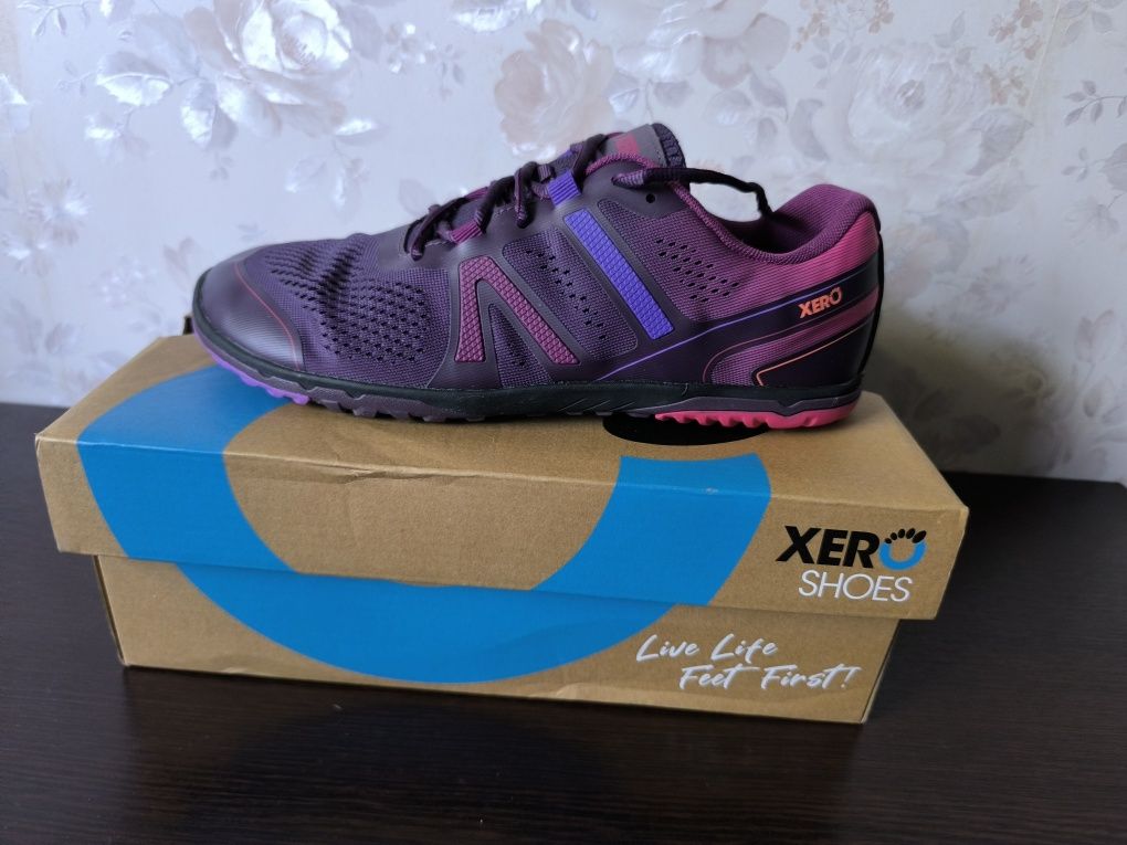 Кроссовки женские Xero shoes HFS II Lightweight Road Runner