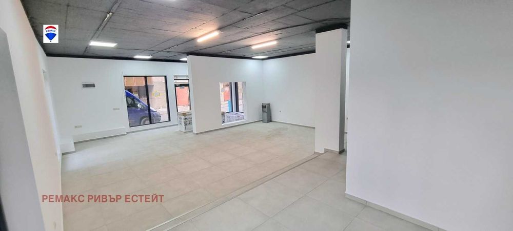 Дава се под наем Магазин в Русе, Родина 1 - 104 кв.м за 612 € - Снимка #6