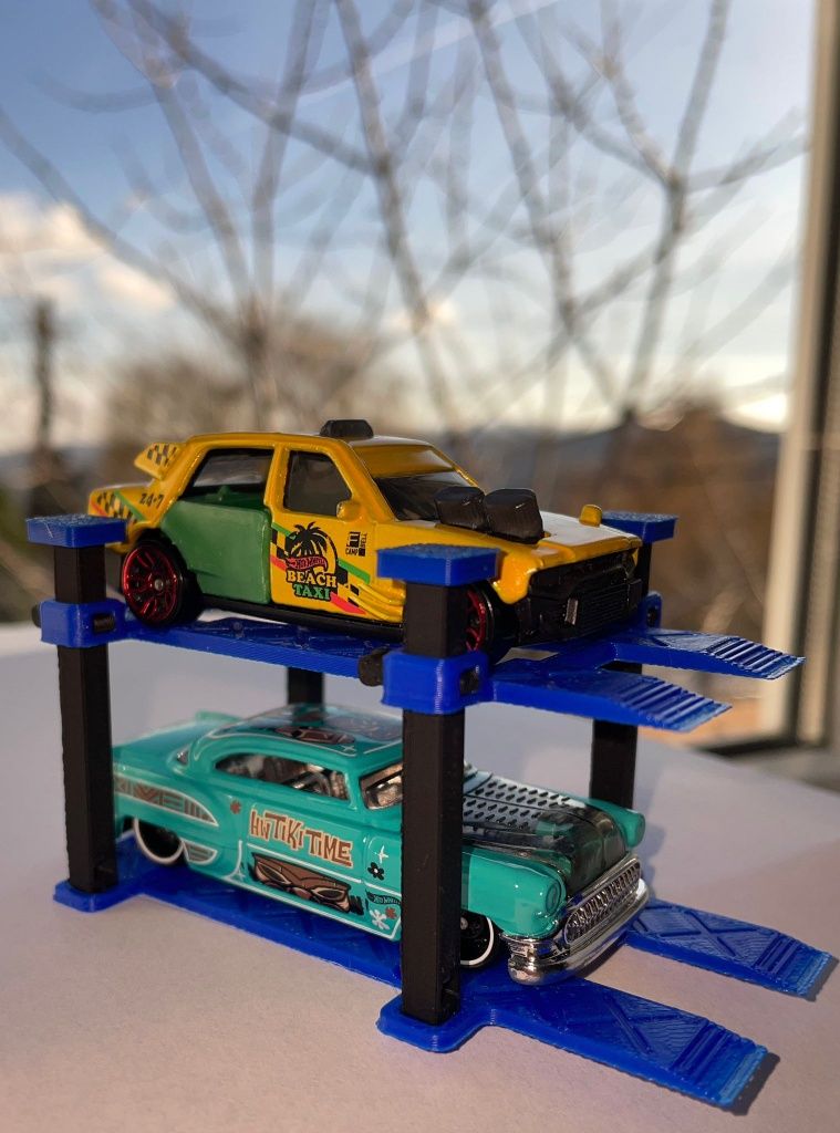 2 x "Display stand" 2 poziții masinuțe "Hot Wheels"