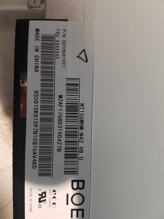 Display 14” FHD si 15,6 inch HD laptop