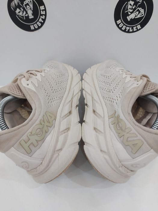 Маратонки HOKA CLIFTON 7.Номер 41.5