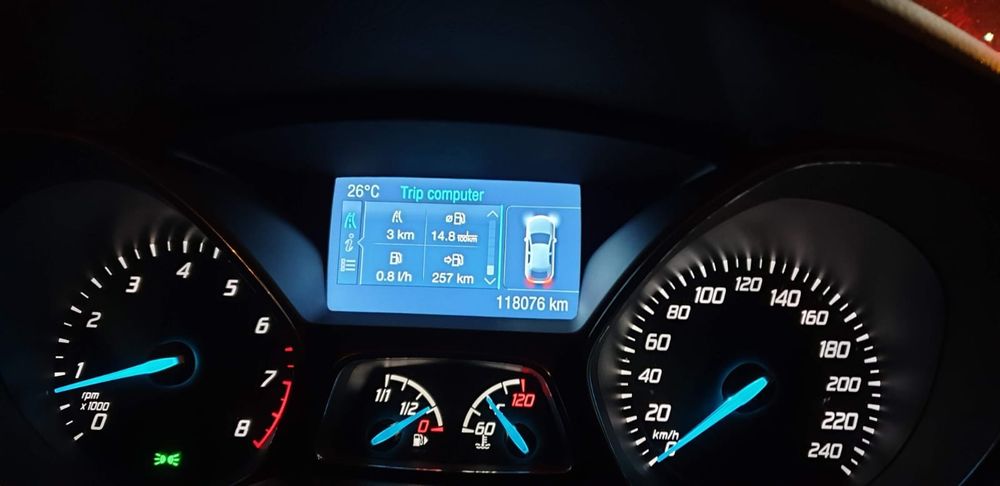 Ford Focus 3 Hatchback 2011 150CP 1.6 benzina cu imbunatatiri