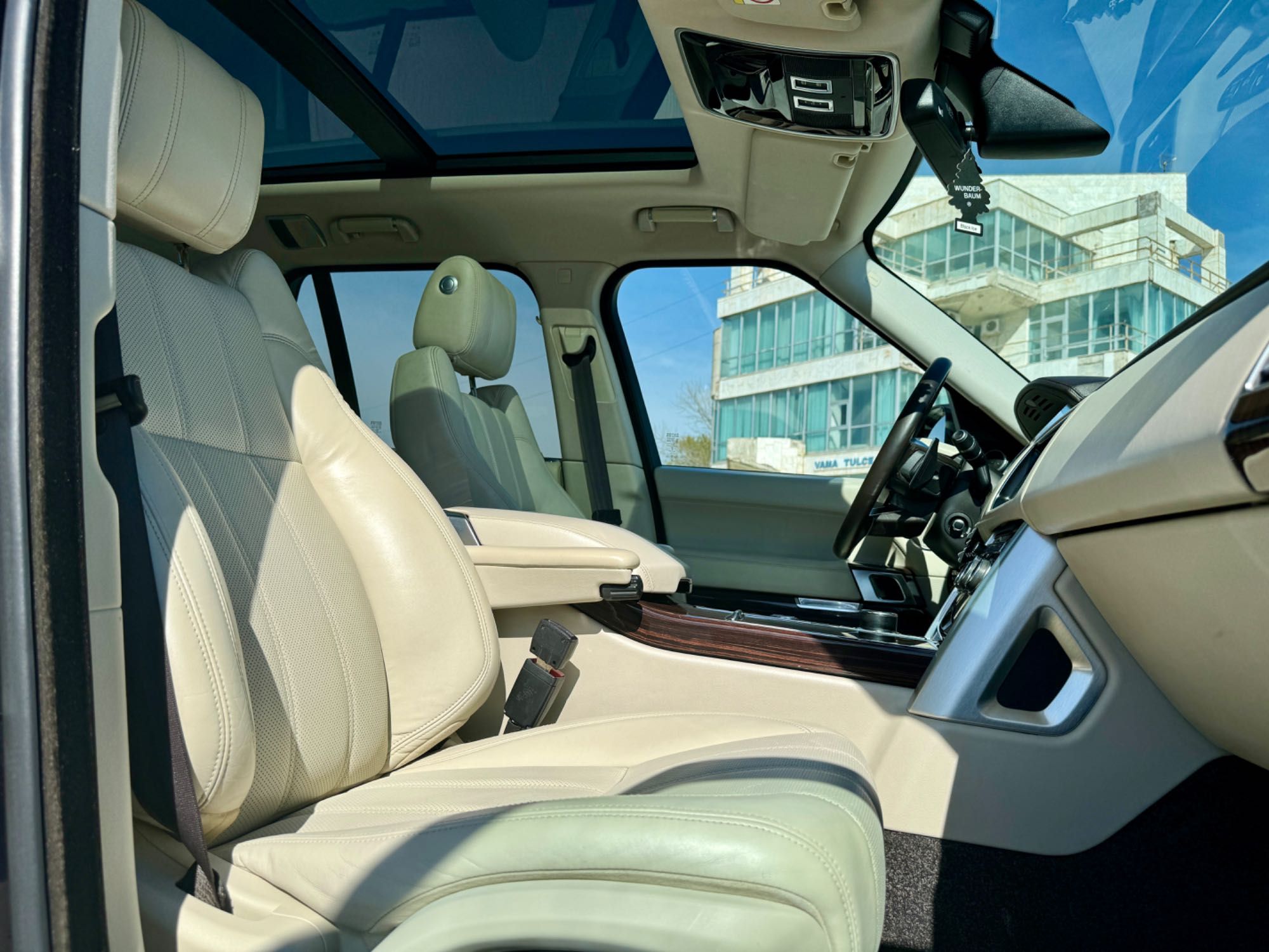 Range Rover Vogue 3.0d 2015/Soft Close/Panorama/Proprietar
