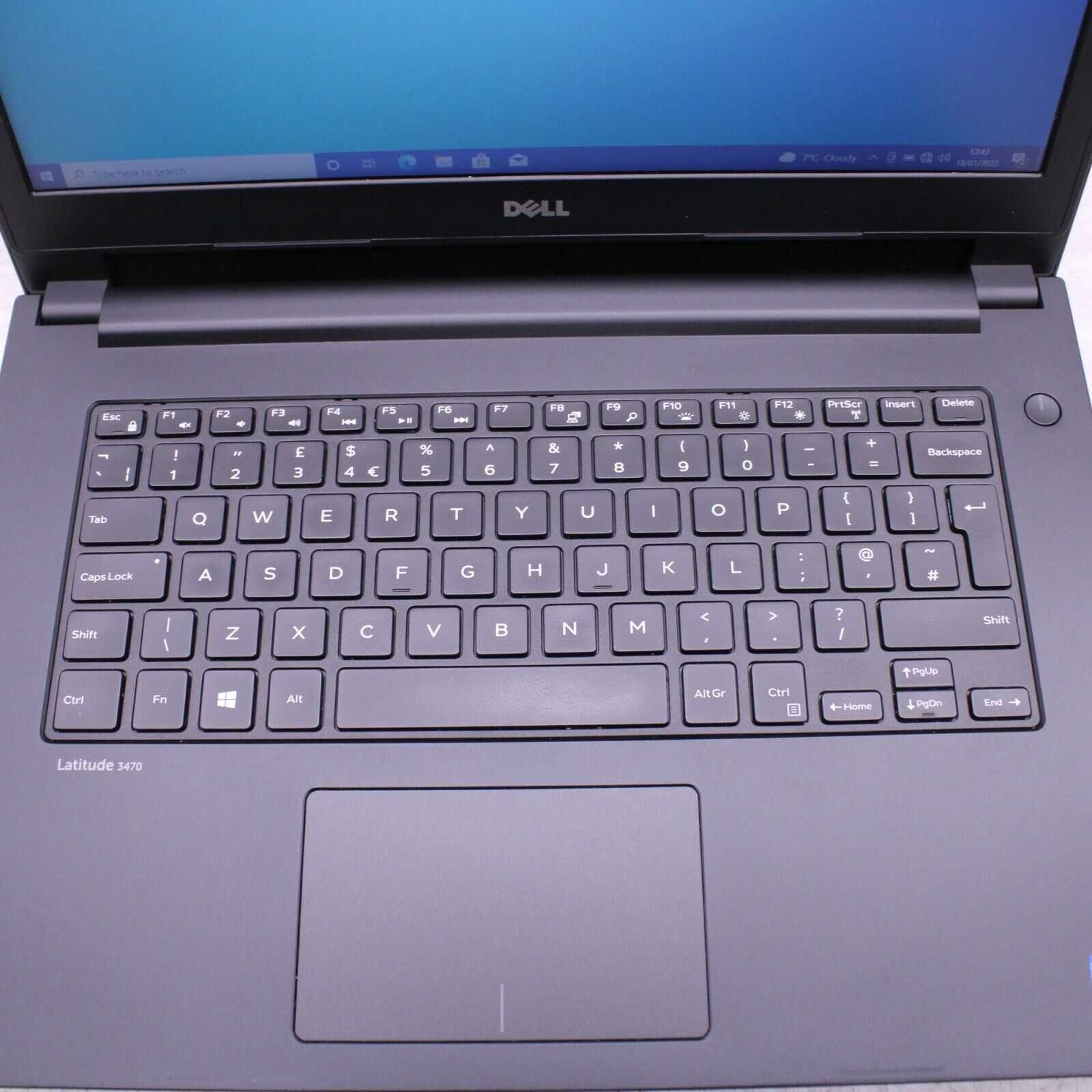 Лаптоп DELL 3470 I3-6100U 8GB 256GB SSD 14.0 HD Windows 10