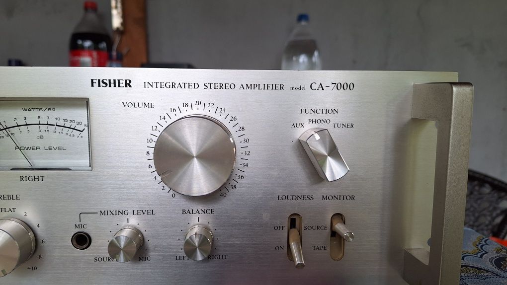 Amplificator "vintage" marca Fisher CA-7000 
Amplificator stereo integ