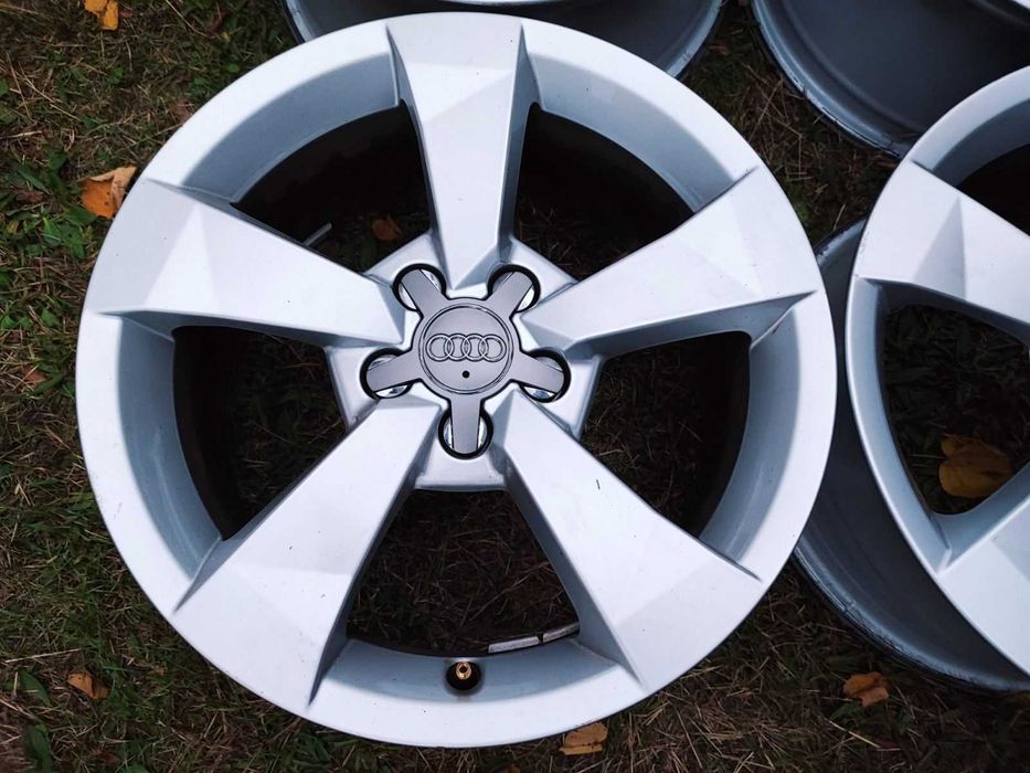 Ауди/Audi; VW/Volkswagen - 16 цола 5x100; 4 бр. оригинални лети джанти