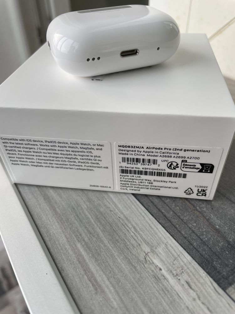 Слушалки Apple AirPods Pro 2