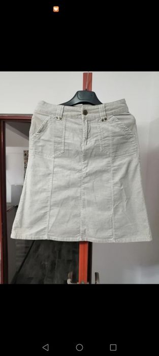 Fustă mărimea 38.