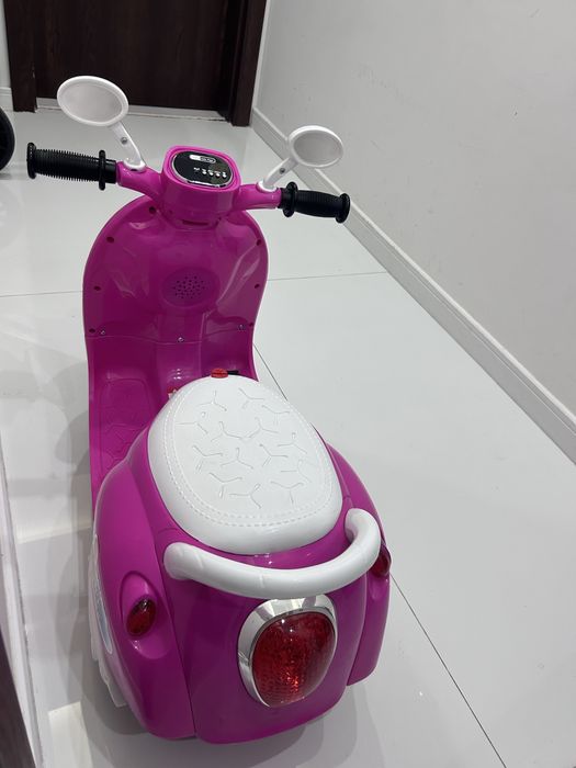 Розов Акумулаторен мотор