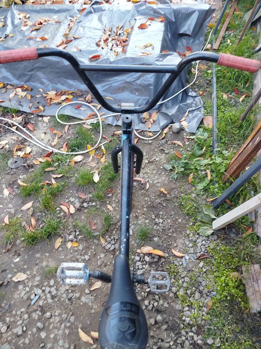 Vând urgent BMX custom