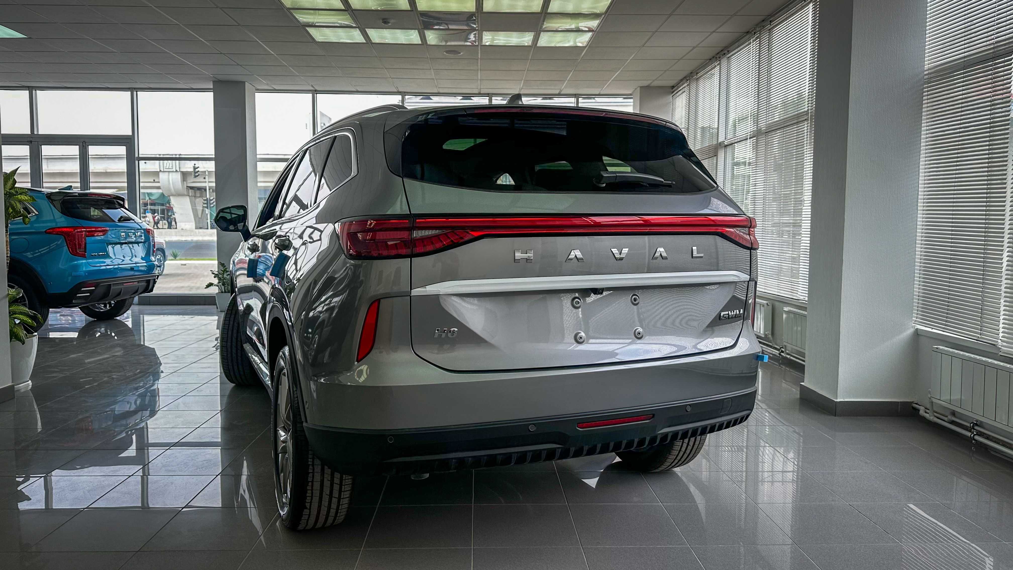 В наличии Haval H6 1.5L 2WD