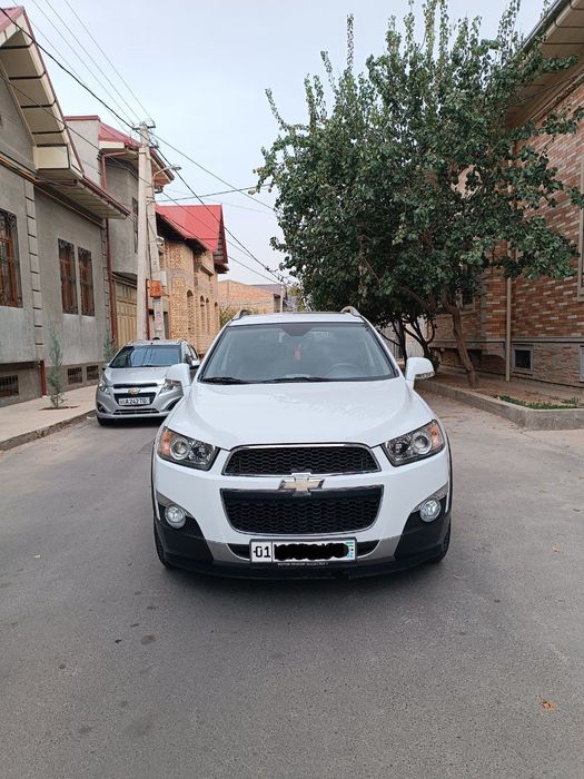 Captiva 2 2012 benzin srochna sotiladi