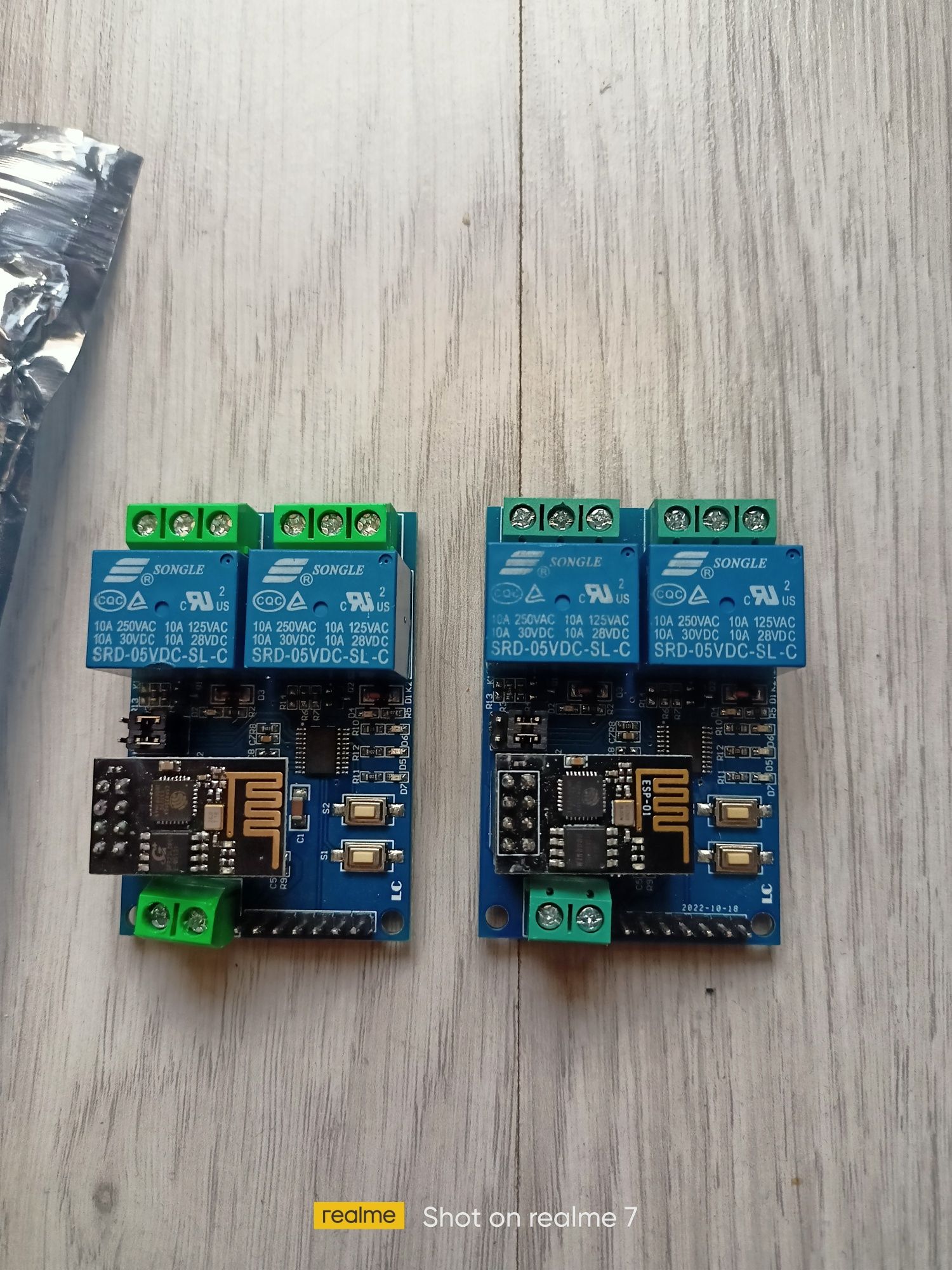 Комплект два броя двуканални WiFi реле модули ESP8266 ESP-01S 5V WiFi