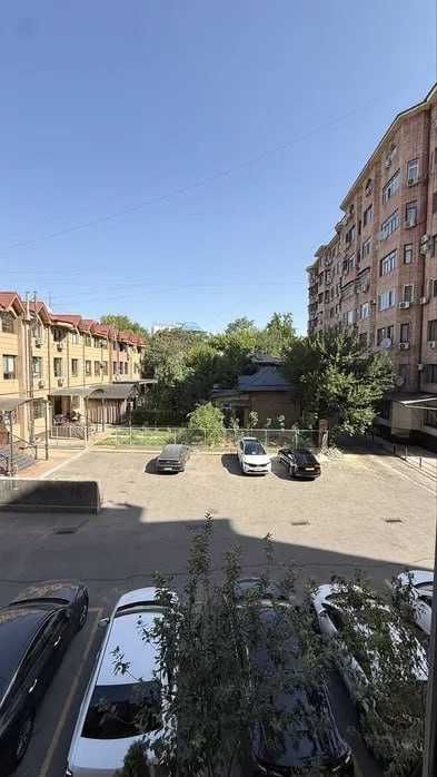 Gabus 3х комнатная квартира 100м2 коробка улица Тарас Шевченко: срочно