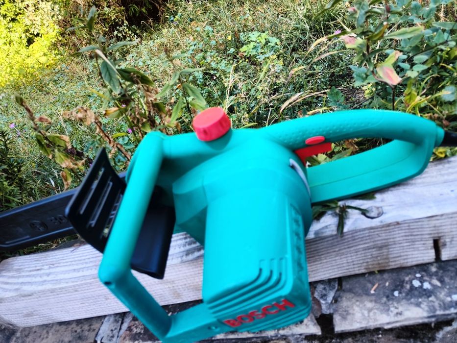 Електрическа резачка Bosch AKE 35S