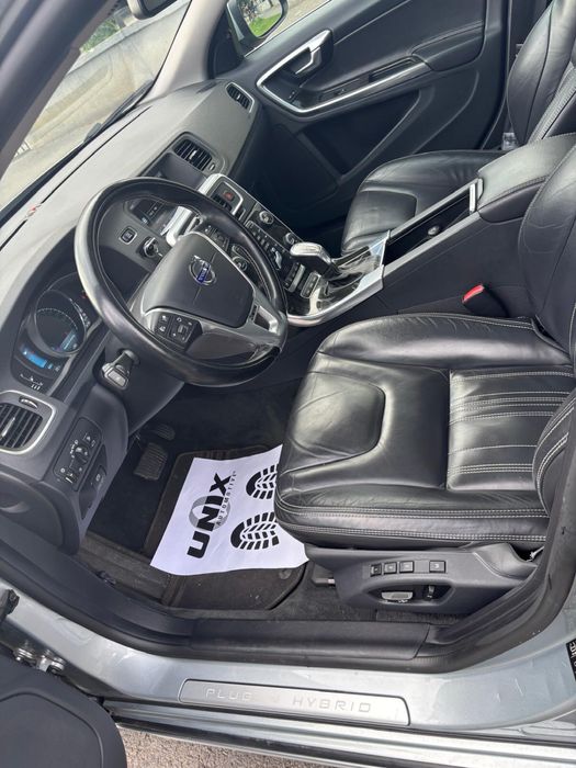 Volvo V60 Plug-in-Hybrid D6 2013 Euro 5 Full