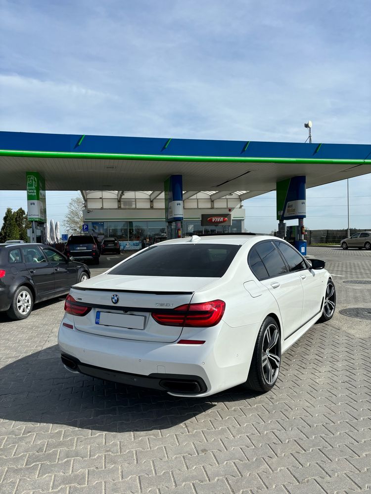 BMW 750LXI 2017 M paket