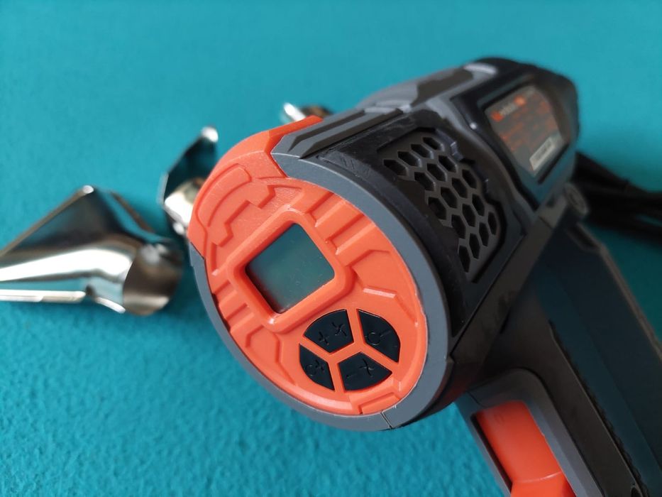 Suflanta aer cald cu afisaj lcd + duze