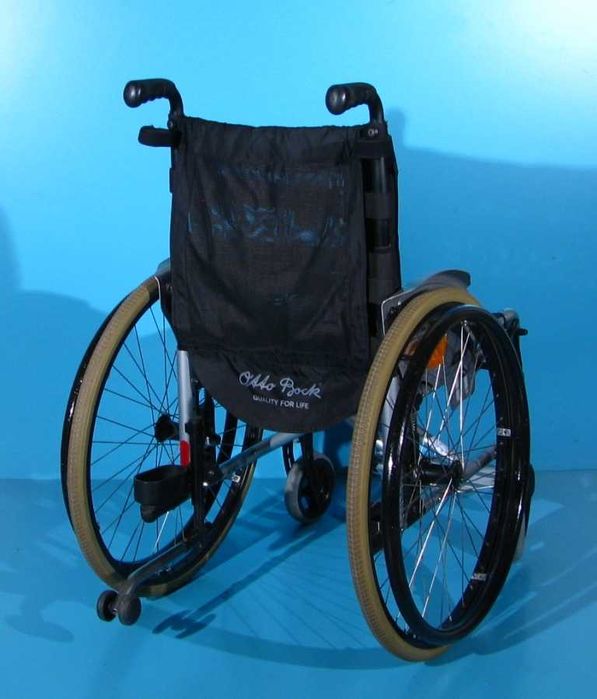 Scaun cu rotile semiactiv din aluminiu Otto Bock / sezut 42 cm