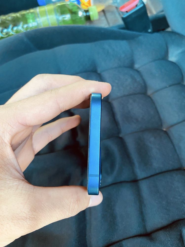 Iphone 12 продается