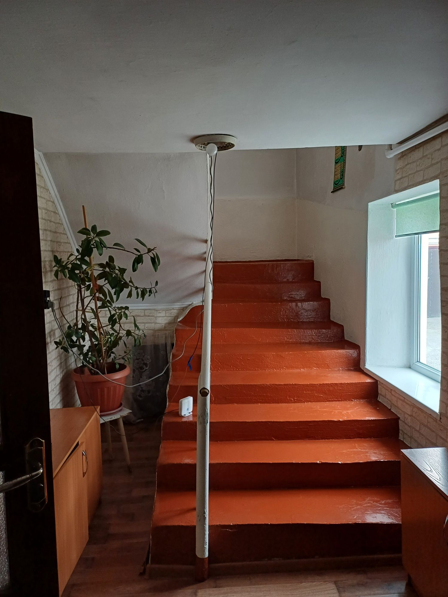 Продаётся 2 дома на одном участке.