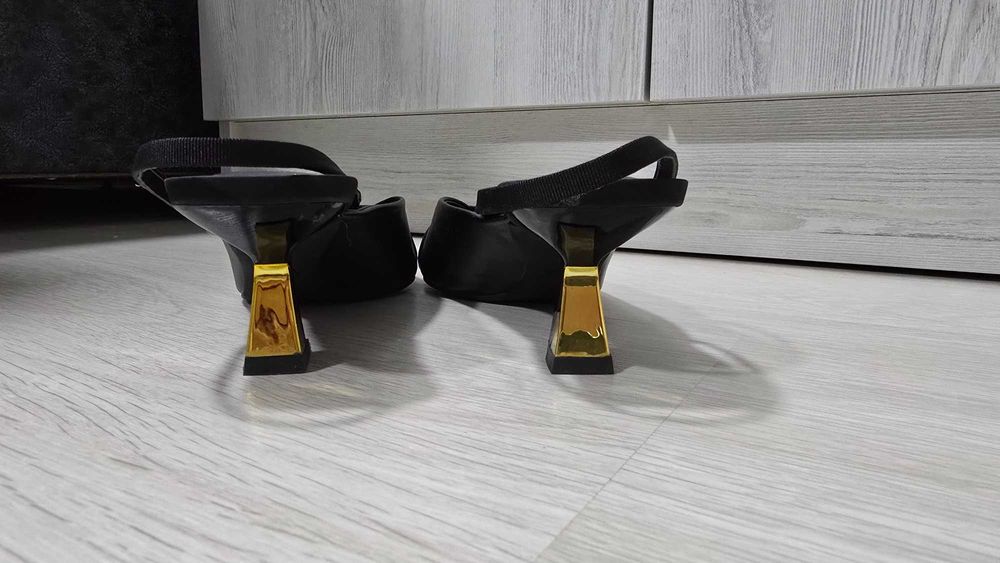 женские туфли Zara 37 размер