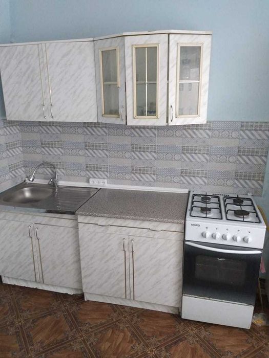 Кухонный гарниту 1м60