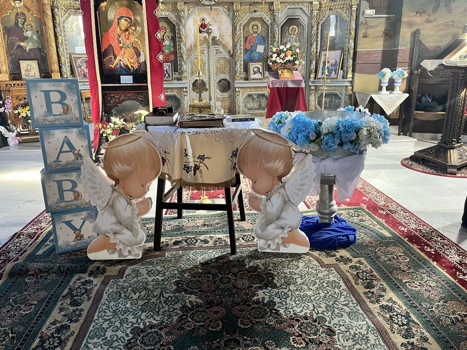 Aranjamente cristelniță botez