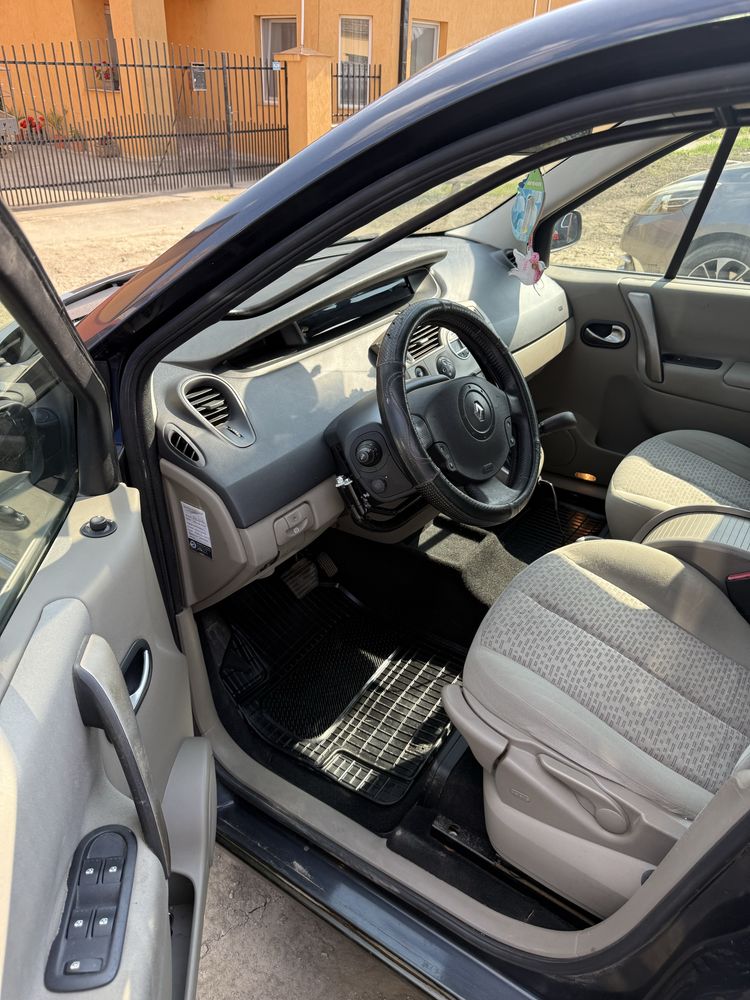 Renault Scenic 1.6i 2006