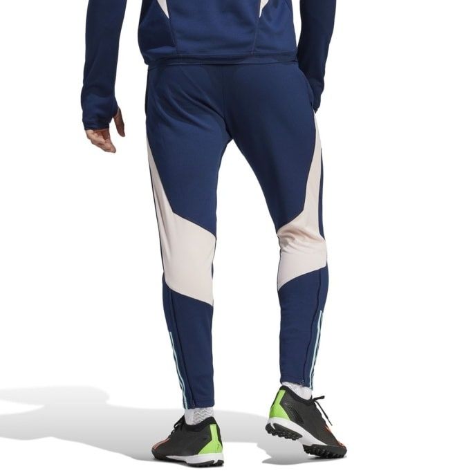 Страхотно мъжко спортно долнище ADIDAS размер S / 164см