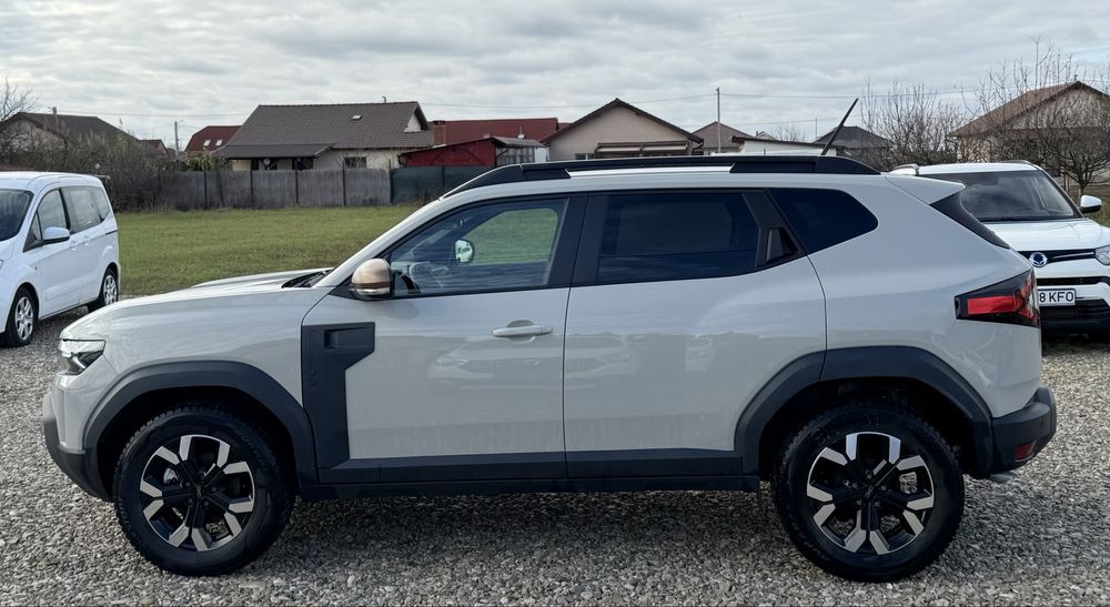 Duster 2025  Hybrid 4x4 2500 km