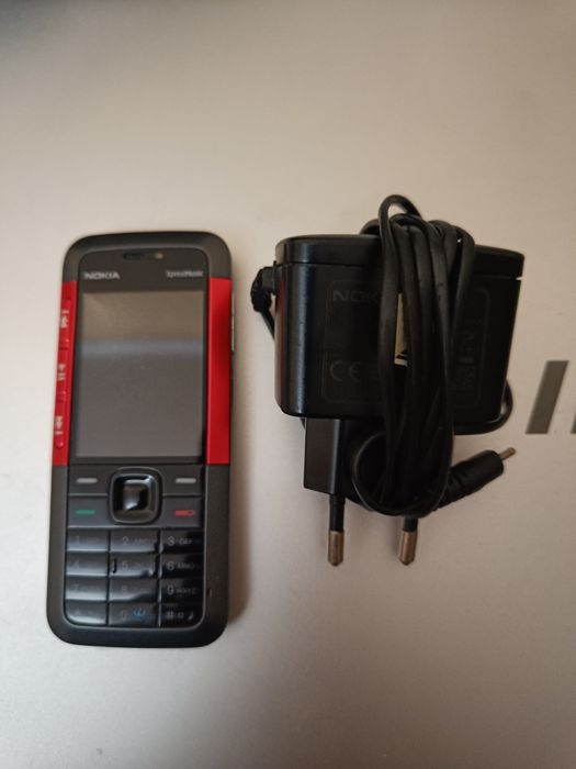 Телефон Nokia Express Musik