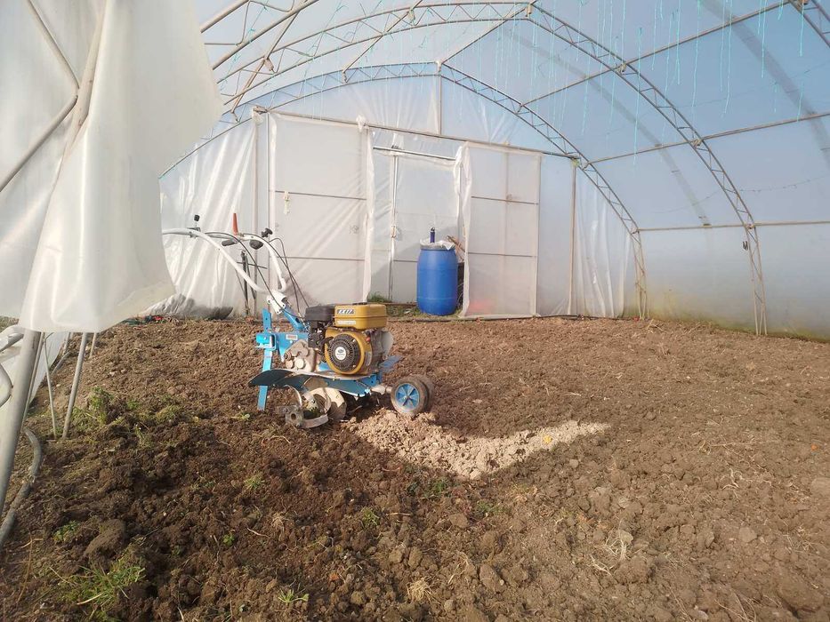 Дава се под наем Парцел в Варна, Колхозен пазар - 70 кв.м за 40.8 € - Снимка #4