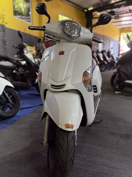 Kymco like 50cc 25km/h 1000