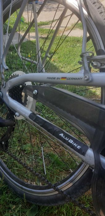 Vând bicicletă Alu Bike,roți 28