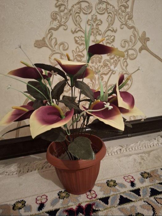 Продам  искусственный  цветы