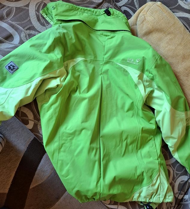 Geacă Jack Wolfskin originală, mărime M bărbați / L femei