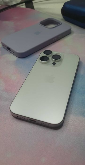 КАТО НОВ! Iphone 15 Pro бял white 512 GB с гаранция 2026 г.