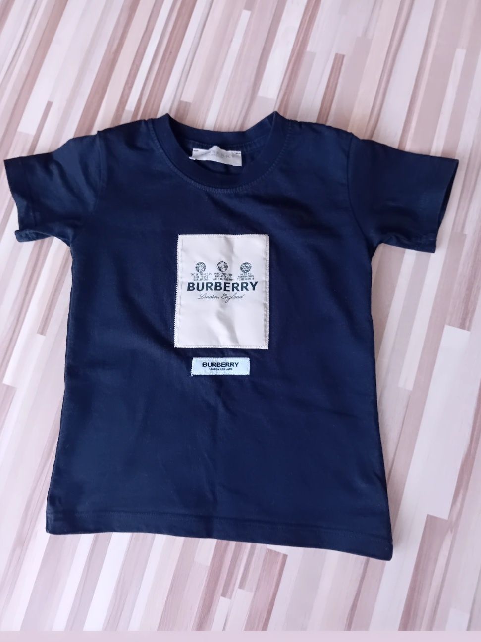 Тениска Burberry за 2-3г.